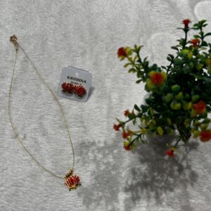 LOTUS NECKLACE