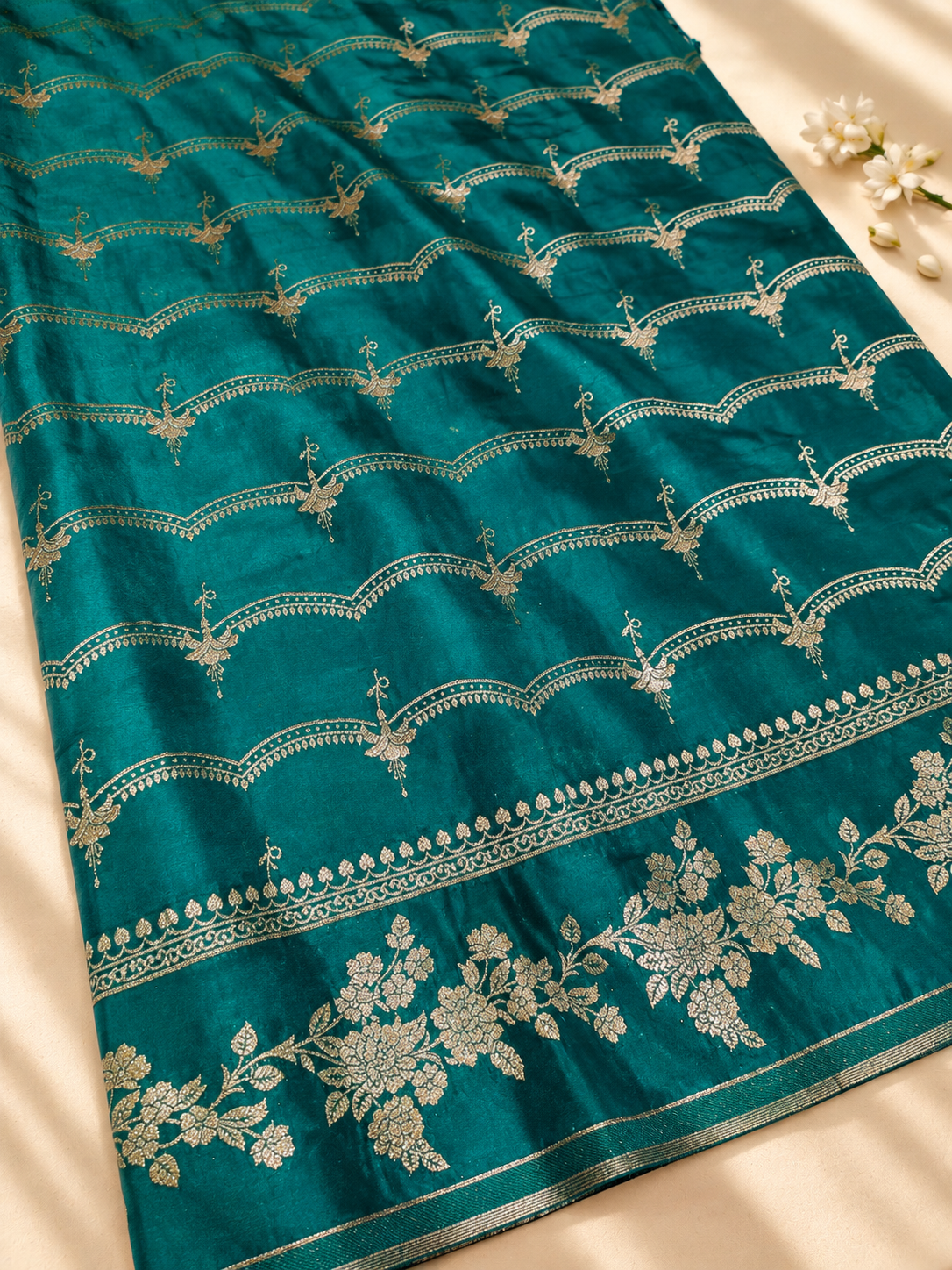 Elegant Dola Silk Saree - Image 4
